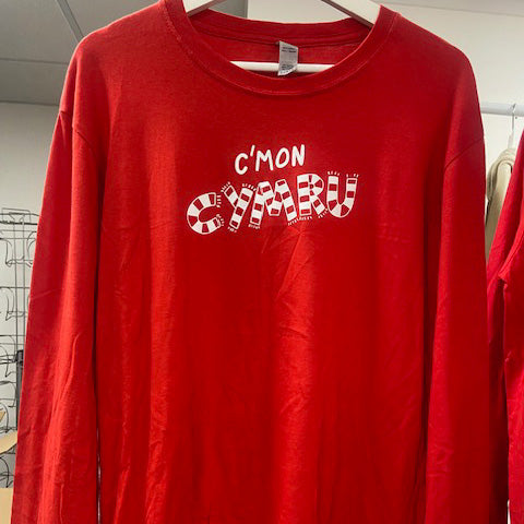 SALE C'mon Cymru long sleeve tshirt